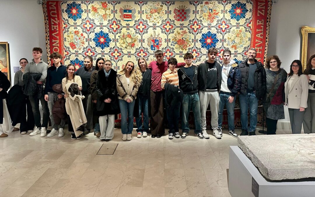 U početku bijaše kraljevstvo